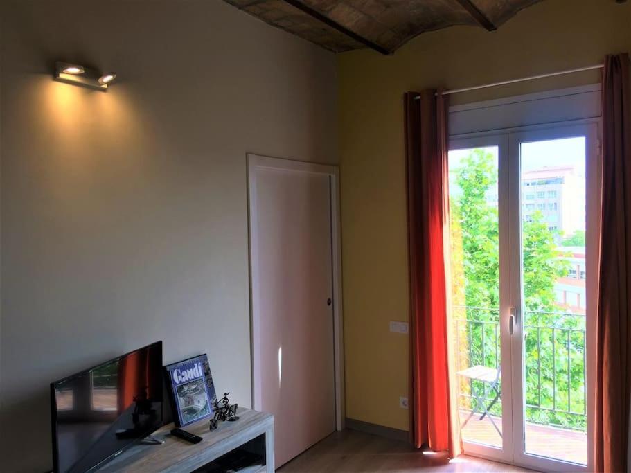 Lovely & Bright Vila Olimpica Beach Apartment Барселона Экстерьер фото